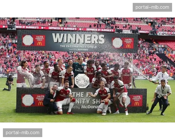 曼城迎战阿森纳关键战前瞻：英超争冠天王山，战术博弈成焦点